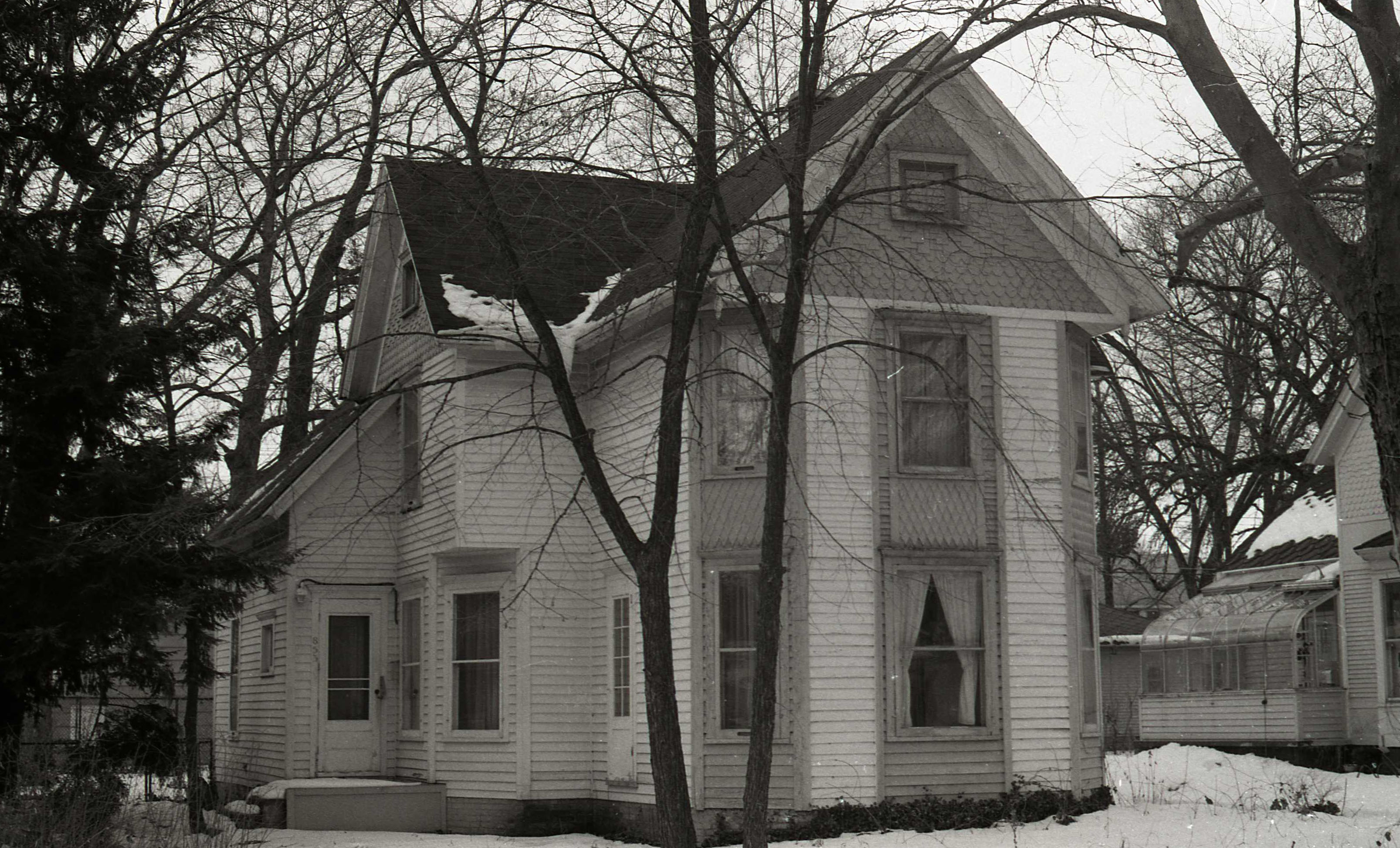 853 Forest